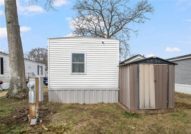 Homes for sale in Middletown, RI | 719 Forest Park, Middletown, RI 02842 | MLS# 1418090