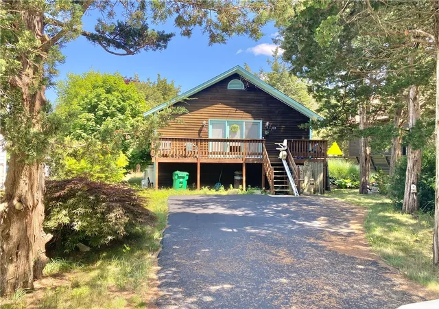 Photo 2 of Single family home for sale at 102 Tupelo Rd, Wakefield, RI 02879 | MLS# 1418249 | Listing updated on 2026-08-03