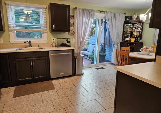 Photo 4 of Sale Pending at 154 Bear Hl Rd #904, Cumberland, RI 02864 | MLS# 1418244 | Listing updated on 2026-08-02