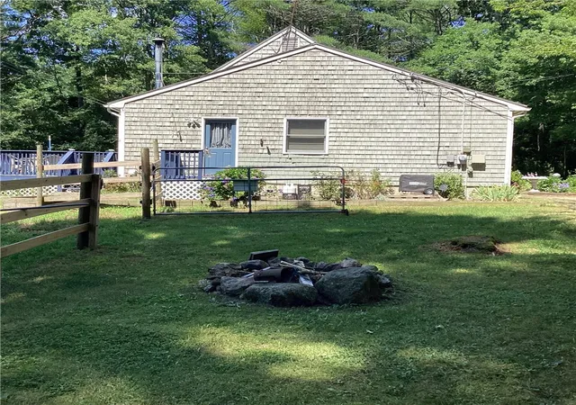 Homes for sale in Coventry, RI | 6786 Flat River Rd, Coventry, RI 02827 | MLS# 1418309