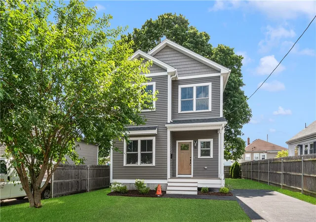 Homes for sale in East Providence, RI | 66 Fraser St, East Providence, RI 02914 | MLS# 1416318