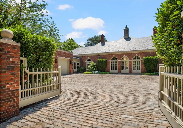 1st image of 251 George St, Providence, RI 02906 | MLS# 1418271