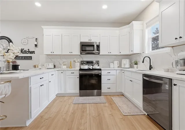 3rd image of 58 Willard St, New Bedford, MA 02744 | MLS# 1417906