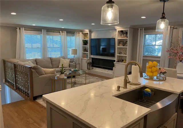 5th image of 40 Bayberry Dr, West Warwick, RI 02893 | MLS# 1418395