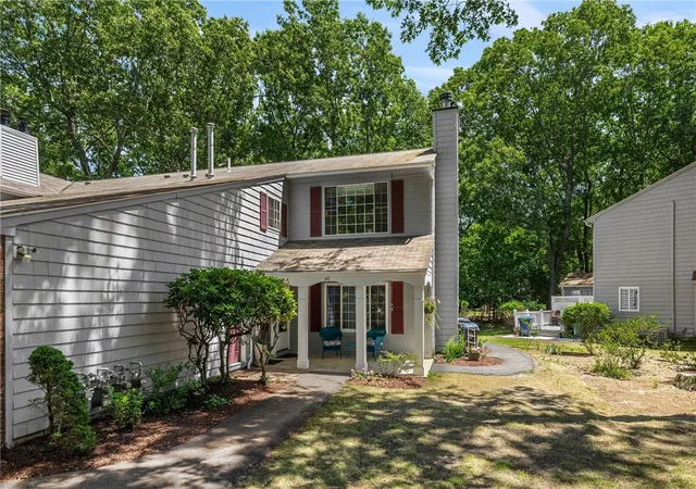 2nd image of 40 Eagle Run #D, Warwick, RI 02818 | MLS# 1418421