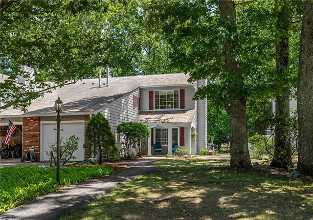 4th image of 40 Eagle Run #D, Warwick, RI 02818 | MLS# 1418421