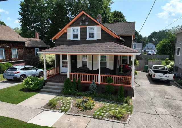 Photo 2 of Sale Pending at 32 S Fair St, Warwick, RI 02888 | MLS# 1416938 | Listing updated on 2026-08-10
