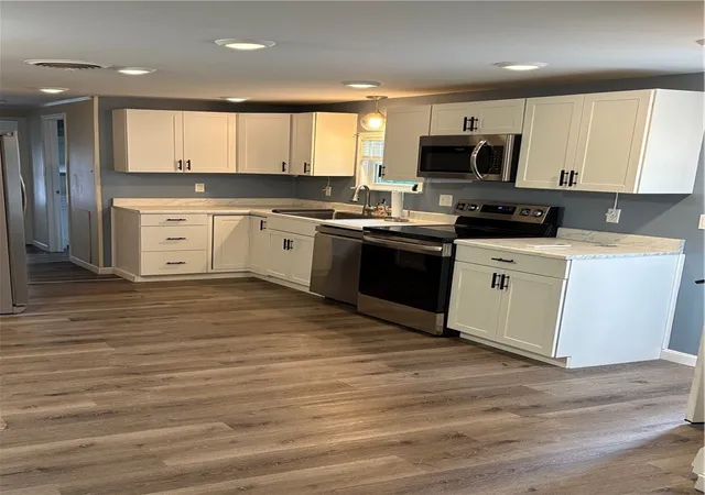 Photo 3 of Sale Pending at 89 Sherwood Valley Ln, Coventry, RI 02816 | MLS# 1418471 | Listing updated on 2026-08-03