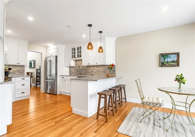 5th image of 454 Paddock Ln, Bristol, RI 02809 | MLS# 1417383