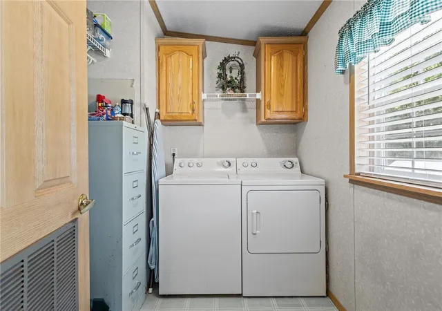 39th image of 9 Nightingale Ln, Tiverton, RI 02878 | MLS# 1418480