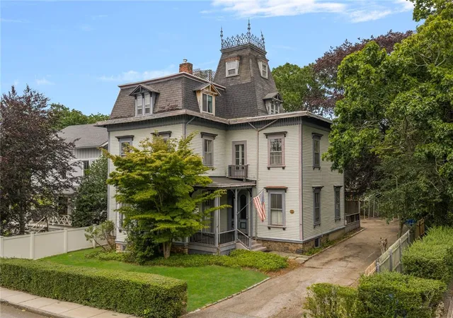 Photo 2 of Single family home for sale at 36 Ayrault St, Newport, RI 02840 | MLS# 1418389 | Listing updated on 2026-08-25