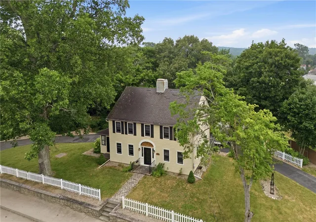 Photo 1 of Single family home for sale at 1331 New London Ave, Cranston, RI 02920 | MLS# 1418347 | Listing updated on 2026-08-02