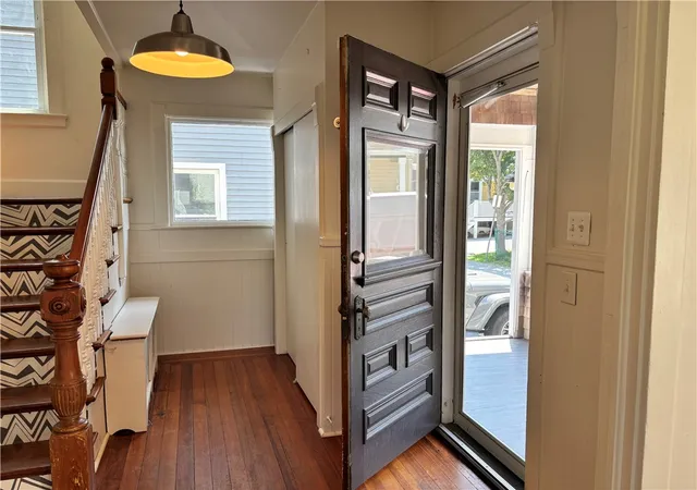 4th image of 5 Ellwood Pl, Newport, RI 02840 | MLS# 1418595