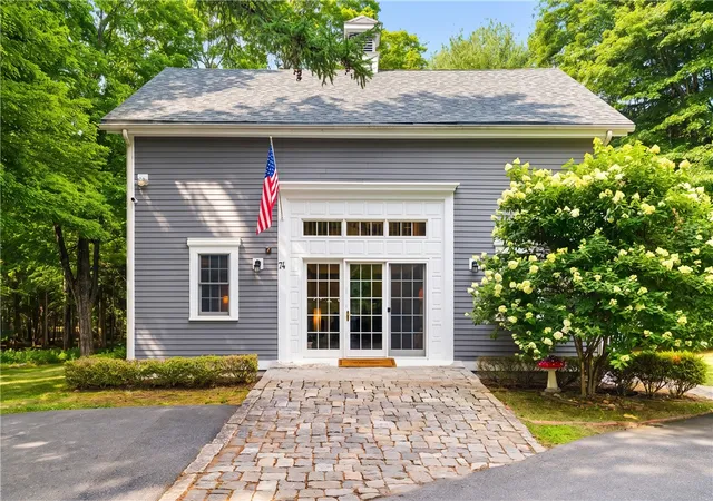 Homes for sale in North Scituate, RI | 72 Hartford Pike, North Scituate, RI 02857 | MLS# 1418612