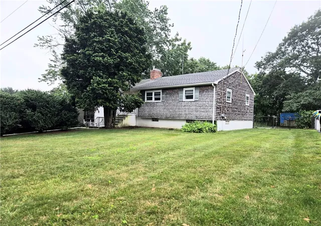 Photo 2 of Sale Pending at 103 Windward Dr, Portsmouth, RI 02871 | MLS# 1418556 | Listing updated on 2026-08-04