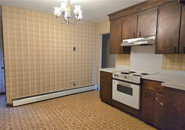 Photo 4 of Sale Pending at 103 Windward Dr, Portsmouth, RI 02871 | MLS# 1418556 | Listing updated on 2026-08-04