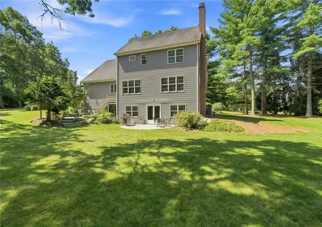 4th image of 78 Fairview Dr, South Kingstown, RI 02892 | MLS# 1418575