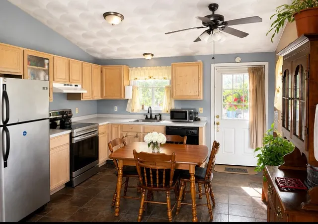 3rd image of 4 Julie St, Cumberland, RI 02864 | MLS# 1418675