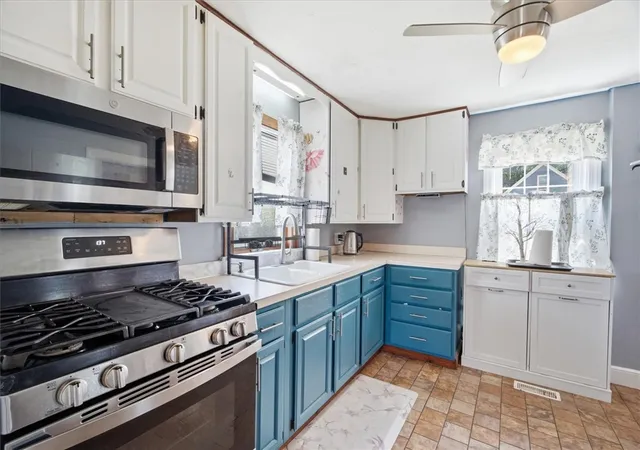 Photo 4 of Single family home for sale at 94 Westcott Ave, Cranston, RI 02910 | MLS# 1418432 | Listing updated on 2026-08-03