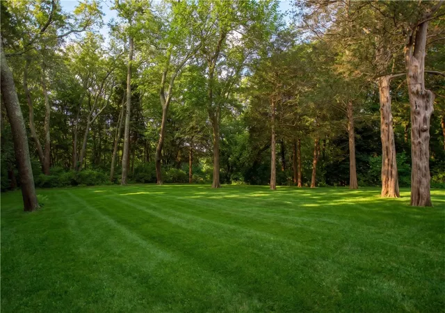 5th image of 102 Windward Walk, North Kingstown, RI 02852 | MLS# 1418707