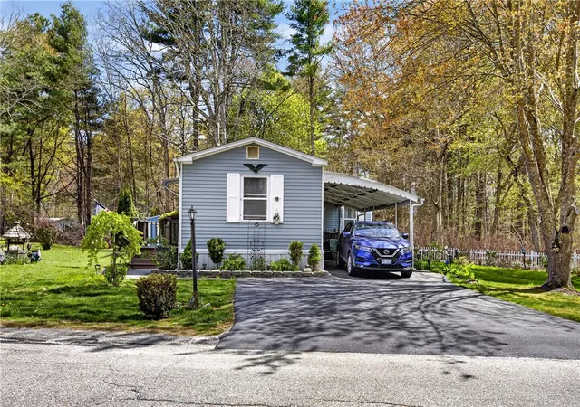 Photo 5 of Single family home for sale at 45 Sherwood Valley Ln, Coventry, RI 02816 | MLS# 1418654 | Listing updated on 2026-08-28