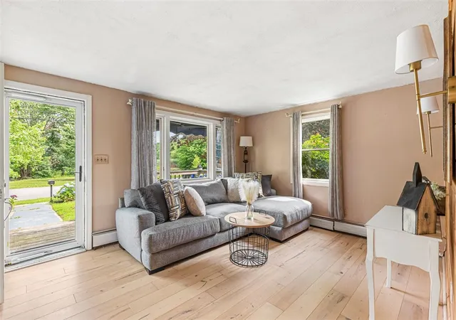 Photo 3 of Sale Pending at 8 Hampden Rd, Bristol, RI 02809 | MLS# 1418598 | Listing updated on 2026-08-25