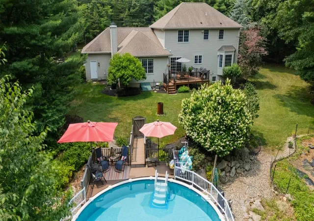 Photo 4 of Single family home for sale at 8 Aster Ln, Hope, RI 02831 | MLS# 1418711 | Listing updated on 2026-08-08