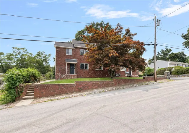 2nd image of 44 Newell St, West Warwick, RI 02893 | MLS# 1418746