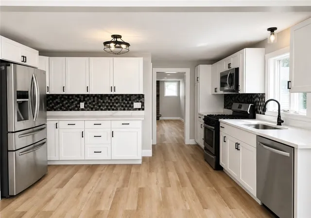 3rd image of 496 Beverage Hill Ave, Pawtucket, RI 02961 | MLS# 1418496