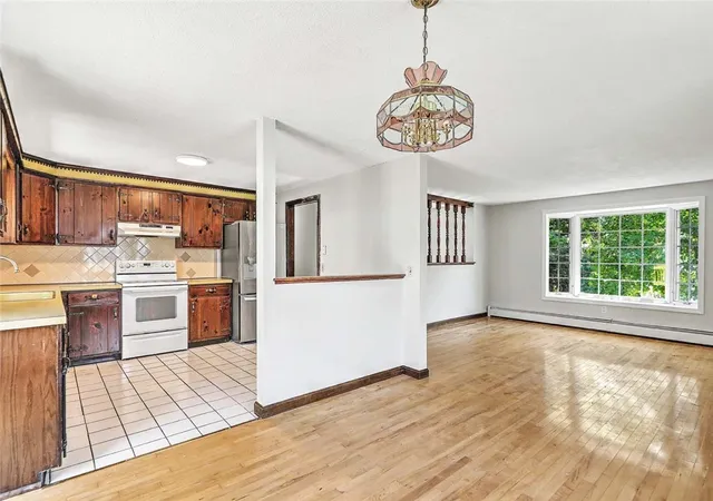 Photo 3 of Sale Pending at 5 Tiffany Dr, Cumberland, RI 02864 | MLS# 1418436 | Listing updated on 2026-08-18
