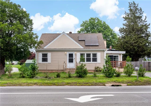 Photo 1 of Single family home for sale at 756 Metacom Ave, Bristol, RI 02809 | MLS# 1418772 | Listing updated on 2026-08-03