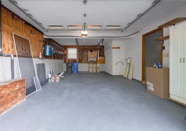 33rd image of 44 Village Ave, Cranston, RI 02920 | MLS# 1418774