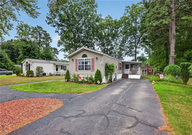 3rd image of 5 Liena Rose Wy, Coventry, RI 02816 | MLS# 1418586