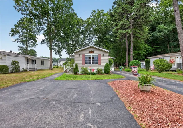 4th image of 5 Liena Rose Wy, Coventry, RI 02816 | MLS# 1418586