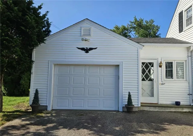 2nd image of 1 Brookdale Dr, Hopkinton, RI 02804 | MLS# 1418465