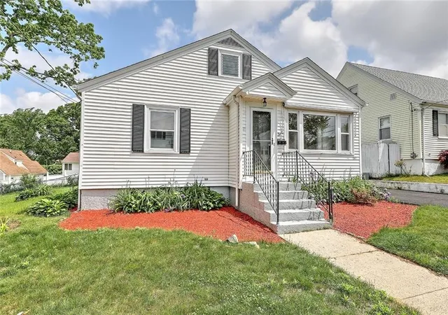 1st image of 247 Grosvenor Ave, North Providence, RI 02904 | MLS# 1418801