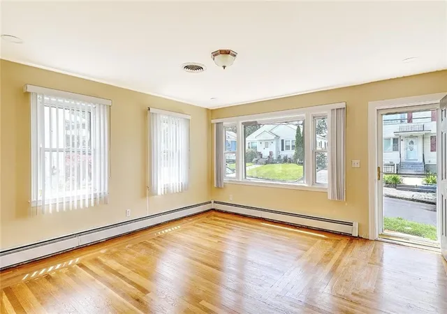 4th image of 247 Grosvenor Ave, North Providence, RI 02904 | MLS# 1418801