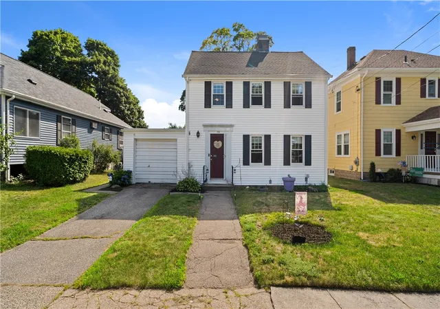 1st image of 33 Linden Ave, Rumford, RI 02916 | MLS# 1417675