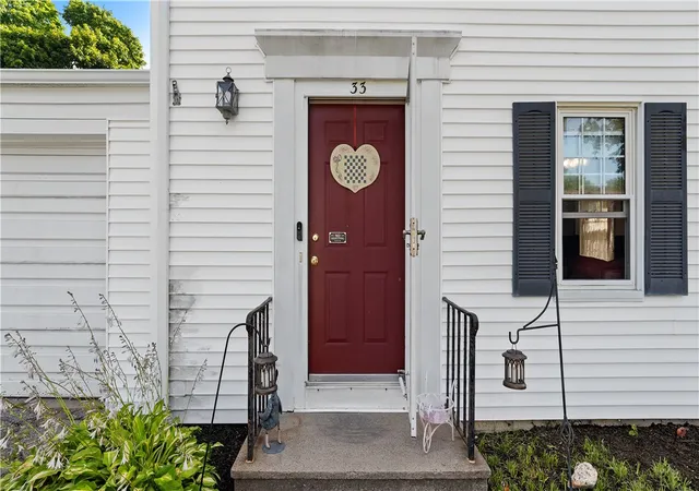 Photo 4 of Single family home for sale at 33 Linden Ave, Rumford, RI 02916 | MLS# 1417675 | Listing updated on 2026-08-04