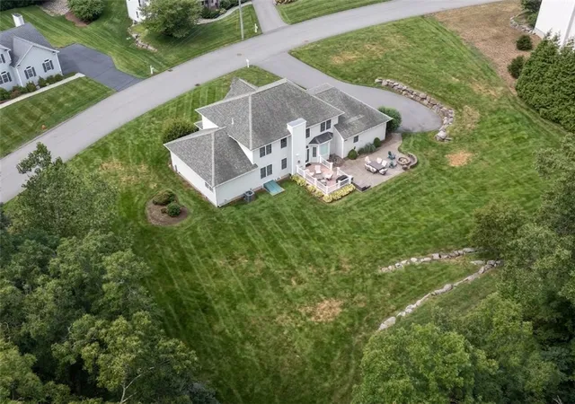 39th image of 31 Bourque Rd, Cumberland, RI 02864 | MLS# 1418713