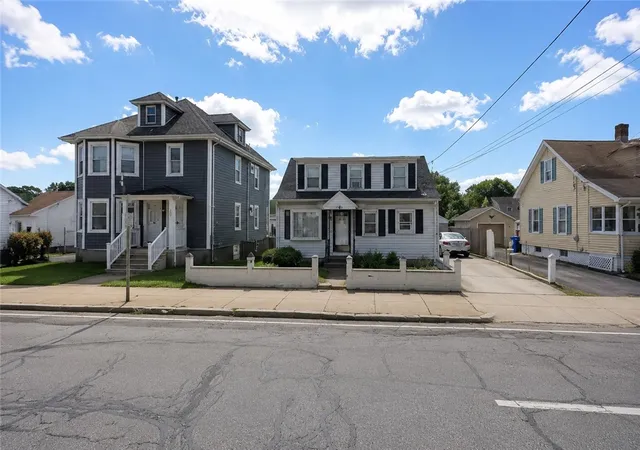 Photo 1 of Single family home for sale at 581 Newport Ave, Pawtucket, RI 02861 | MLS# 1418874 | Listing updated on 2026-08-04