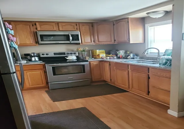 Photo 3 of Single family home for sale at 581 Newport Ave, Pawtucket, RI 02861 | MLS# 1418874 | Listing updated on 2026-08-04