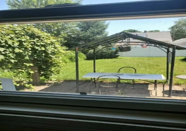 Photo 4 of Single family home for sale at 581 Newport Ave, Pawtucket, RI 02861 | MLS# 1418874 | Listing updated on 2026-08-04