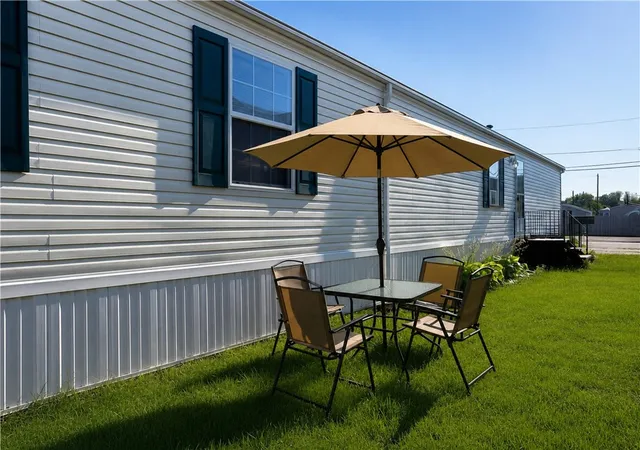 2nd image of 34 Langdon Ave, Pawtucket, RI 02861 | MLS# 1418637