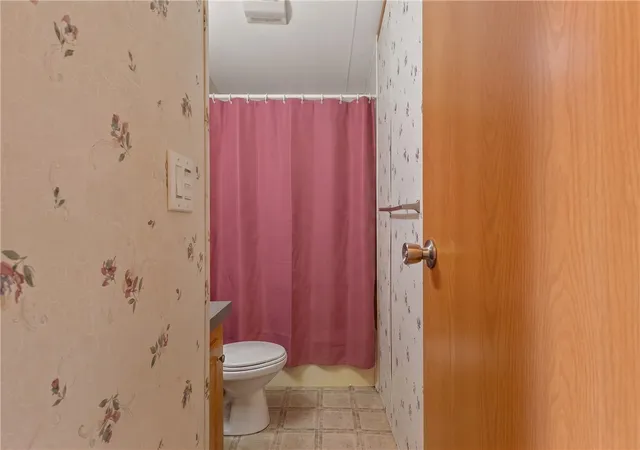 33rd image of 34 Langdon Ave, Pawtucket, RI 02861 | MLS# 1418637