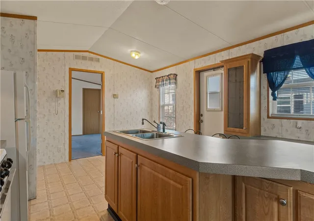 image of 34 Langdon Ave, Pawtucket, RI 02861 | MLS# 1418637