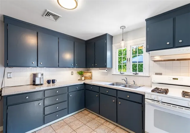 Photo 5 of Sale Pending at 94 Wampanoag Trl, Riverside, RI 02915 | MLS# 1418798 | Listing updated on 2026-08-31