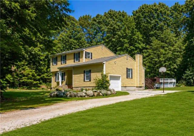 2nd image of 189 Wolf Rock Rd, Exeter, RI 02822 | MLS# 1418890