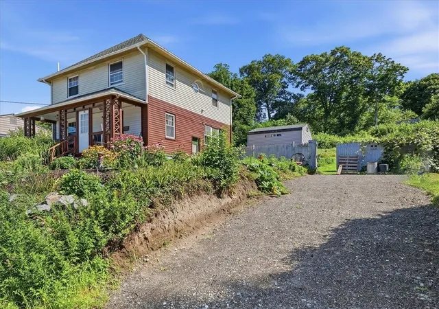 2nd image of 91 Roger Williams Ave, East Providence, RI 02916 | MLS# 1418934