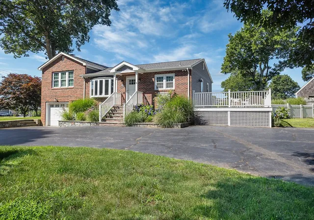 Photo 2 of Single family home for sale at 106 Cedar Is Rd, Narragansett, RI 02882 | MLS# 1418456 | Listing updated on 2026-08-10